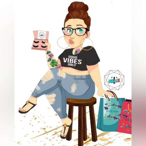 & We're LIVE!! Meet your Posher, Tiffany aka Tee from Tee'd Up Threadz -… - Picture 1 of 16